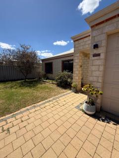 18 Home Base For Happy Days Family Stay 3brprkg - 6