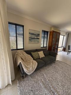 18 Home Base For Happy Days Family Stay 3brprkg - 3