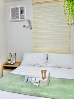 2BR Family Condo for 6pax near IT Park Budget Stay at Urban Deca Homes Banilad by Gerra unit Nathan - 3