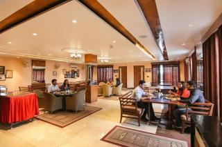 FabHotel K9 Regency - 5