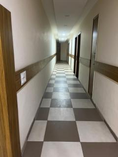 Hotel Comfort view - 3