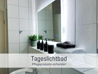 StayWest52 - Balkon, WLAN, Parkplatz - 5