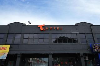 T Hotel Anggerik - 0