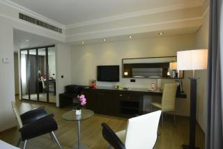 Ramada by Wyndham Downtown Beirut - Beirut - 8