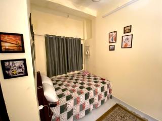 Affordable Stays in Park Circus! - 6