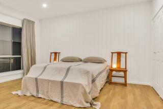 Waterfront-Bay View - 3