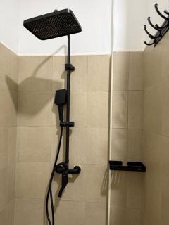 Bright & Modern 1-Bedroom Apartment at Pearl Marina - 3