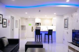 Kandi Heaven in White Tower - 7