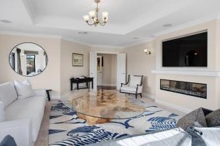 Luxury Mansion 7bdrm 6bth pool pizza ovn 25mns CBD - 0