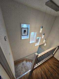 Huge, family-friendly stay in the heart of Salem - 4