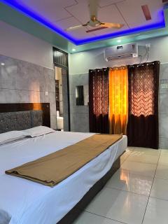 Shanti Nivas Homestays - 0