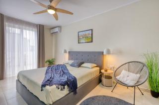 Timeless Valley Penthouse in Balluta Bay - 7