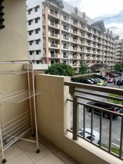 Japan Vibe near Ayala Feliz Mall 2BR 55sqm with Veranda Netflix Pool - 9
