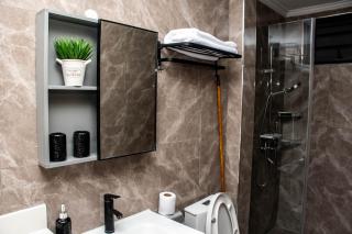 Deebeey Luxury StaysModern, Stylish Apartment - 2