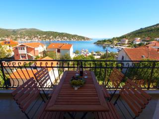Apartment Orlić - Vinišće - 0
