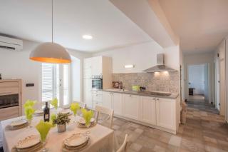 Apartments Villa Adrienne - Mali Lošinj - 8