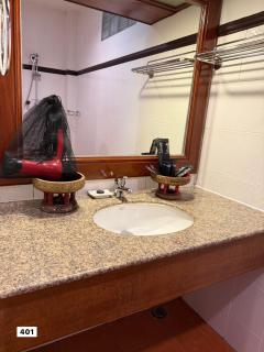 Royal Phawadee Village Patong - 2 Minutes walk to the beach - 6