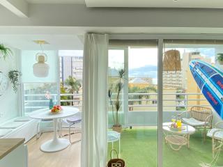 Dream of light and Beach THE GREEN DOOR - 9