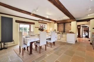 Historic Farmhouse Spacious Pets Nr Bromyard - 8