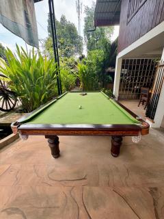 Blue monkey - Bouldering Guesthouse - 1