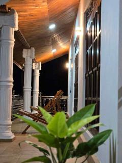 A tropical delight! - 0