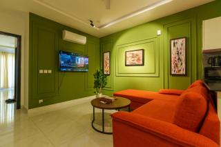 Penta Square Premium Serviced Apartments-DHA Phase 5 Lahore - 1