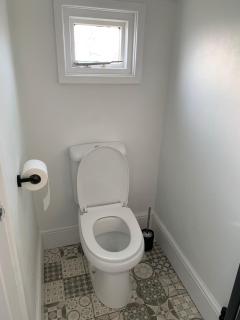 Modern Comfort in Bristol - 3