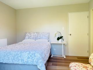 Christchurch Bright Private Room Near Airport - 0