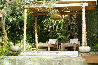 Villa Bella Bali - Authentic Balinese Luxury Villa with Tropical Elegance - 7