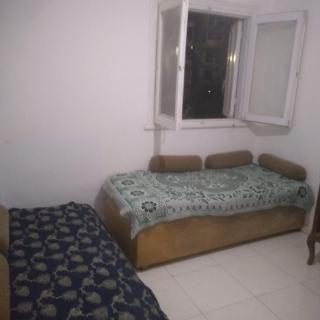 Two-room apartment for rent in Zahraa Al-Dhubat, first floor - 1