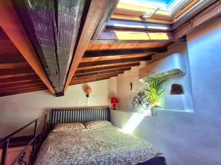 Cozy Studio Attic at Historical Centre of Florence 5 mins SMN and 7 Duomo - Firenze - 9