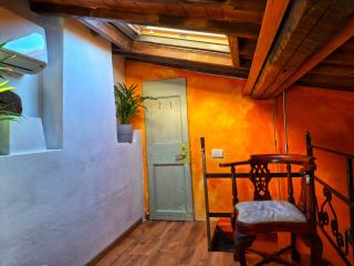Cozy Studio Attic at Historical Centre of Florence 5 mins SMN and 7 Duomo - Firenze - 7