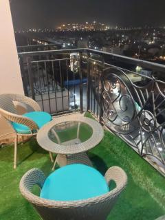 Omaxe new hazratganj - 7