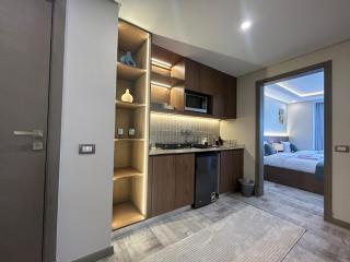 Azure Studio 202 Pool, Garden & Roof - New Cairo - 4