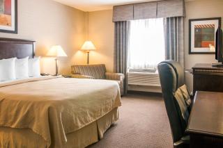 Quality Inn & Suites Next to the Casino - Ceresco - 5