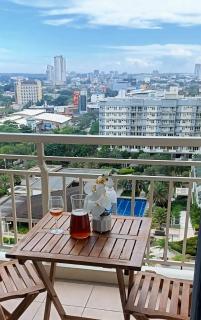 2 Bedroom Modern Condo with Ocean Views - 1