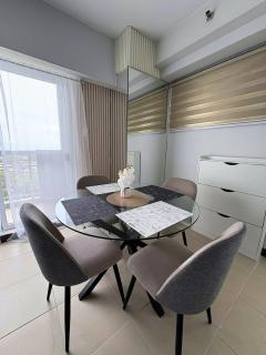 2 Bedroom Modern Condo with Ocean Views - 5