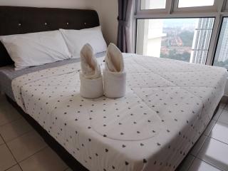 Elegant Home Desa ParkCity Walk to Central Park - 6