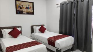 SwagStay Hotel Riviera - 4