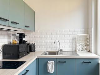 New Self Check In Studio 2 Floor Near Chatelain - 5