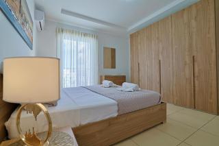 Central 2 Bed Apartment - 7