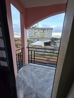 Cosy Apartement, 1 CH 2 SDB, Wifi, Nkolmesseng, Yaoundé - 2