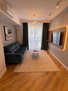 CHANTTAL Luxury - ACADEMY - 0