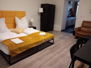 Cozy 1BR Apartment near U6 Schöpfwerk - 6