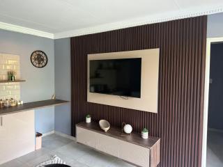 UbuntuLifeStyleEstate-Premium Suite - 3