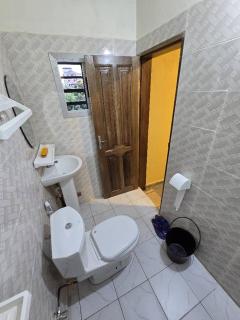 Cosy apartement 2 CH 2 SDB, Wi-Fi Canal plus, Nkolmesseng, Yaounde - 9