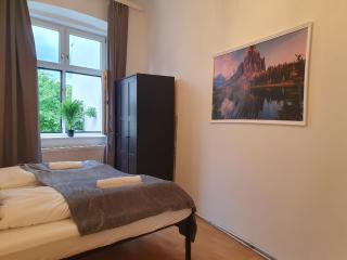 Contemporary 2BR Apartment, Central Location - 4