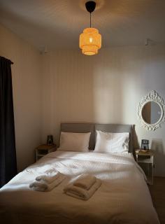 2 Bedroom 2 Bath Modern Apartment - 2