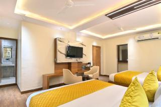 Hotel Saina International - Near Connaught Place & NDLS Station - 1