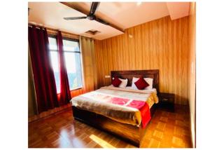 Mountain Valley View Maya Hotel Near The Mall Road - Free Parking - Restaurant Facilities - Hygiene and Spacious Room - The Best Mountain Views Hotel In Mussoorie - 4